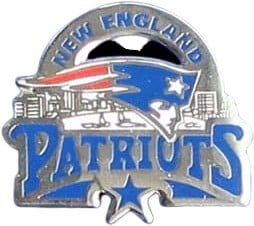 Football - NFL - New England Patriots Logo with Skyline Pin Officially Licensed