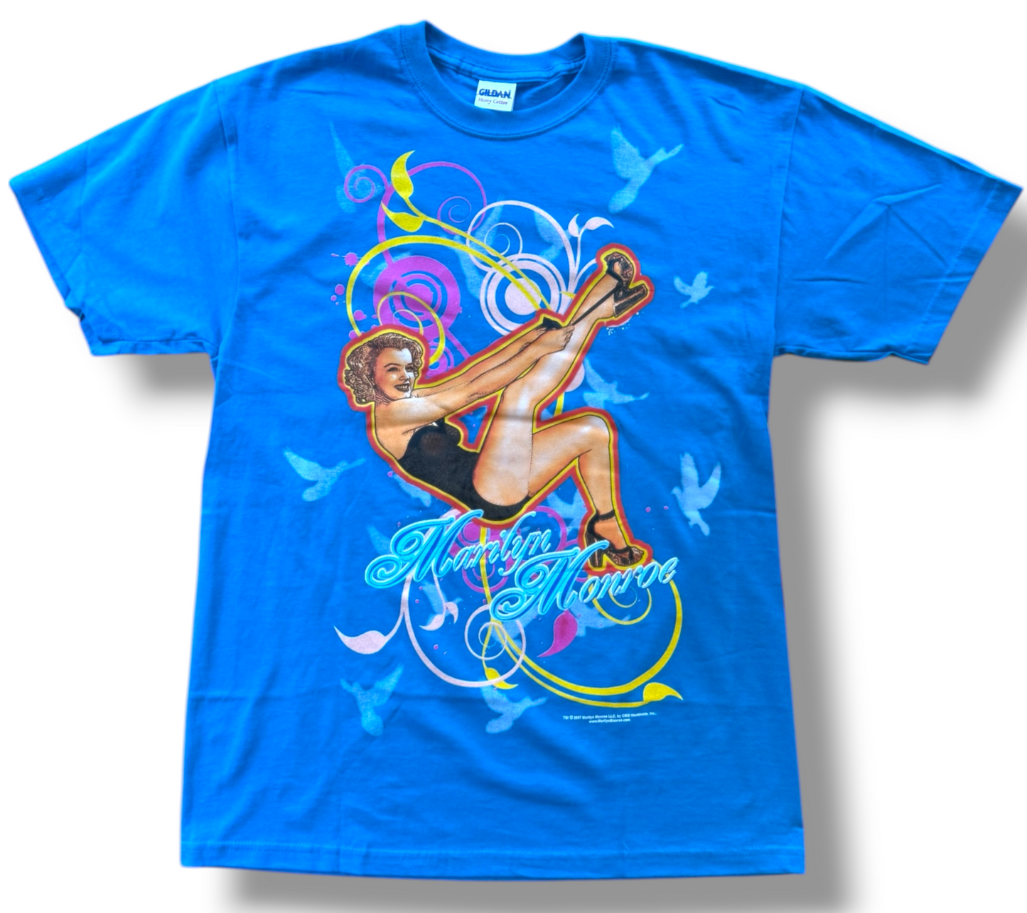 🕊️ Marilyn Monroe – Kick Pose & Doves on Blue T-Shirt (Vintage)🕊️100% Heavy Weight Cotton